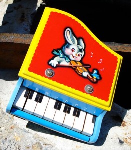 rabbit-violin-piano